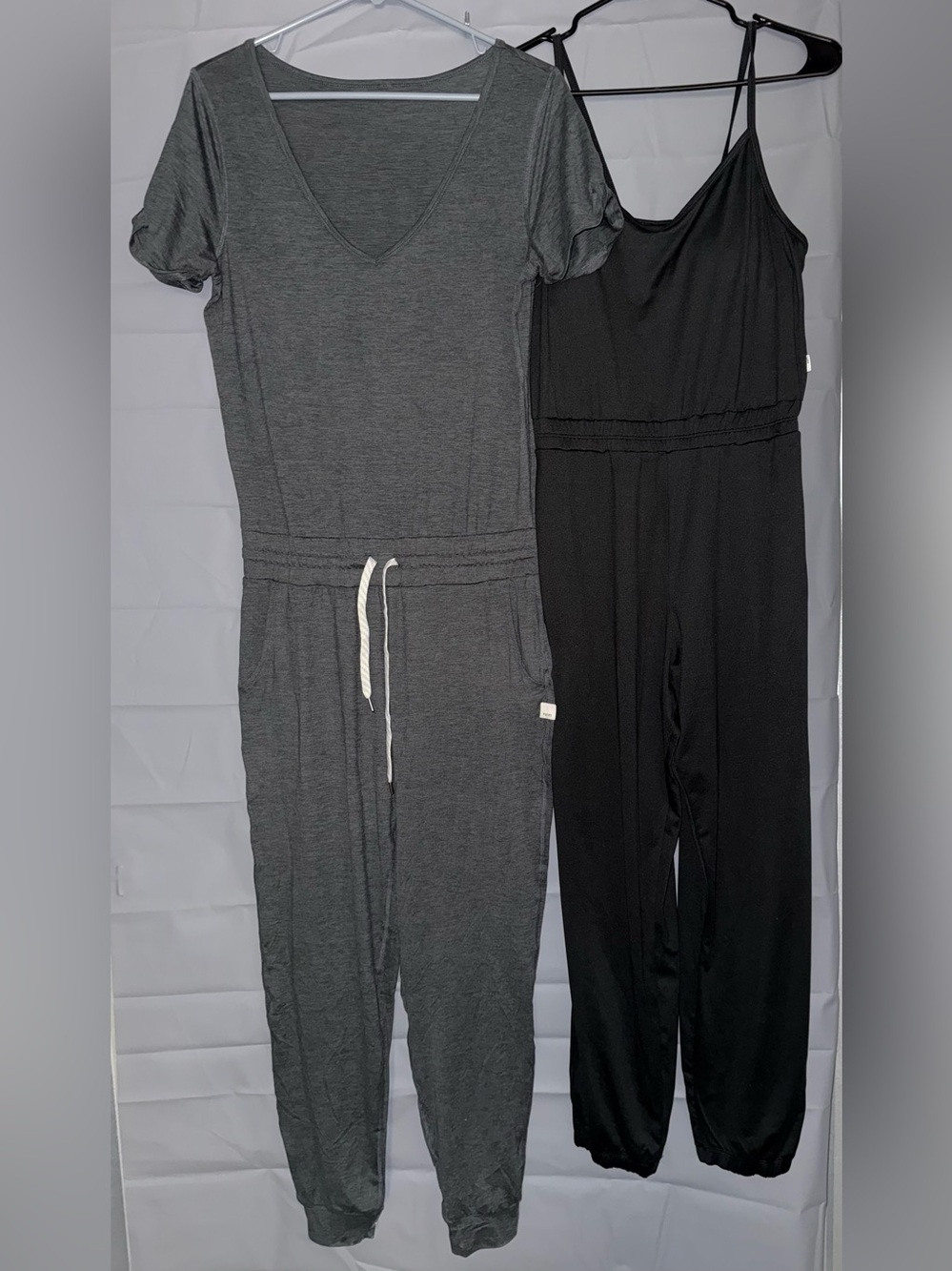 Bundle of 2 Vuori jumpsuits size S